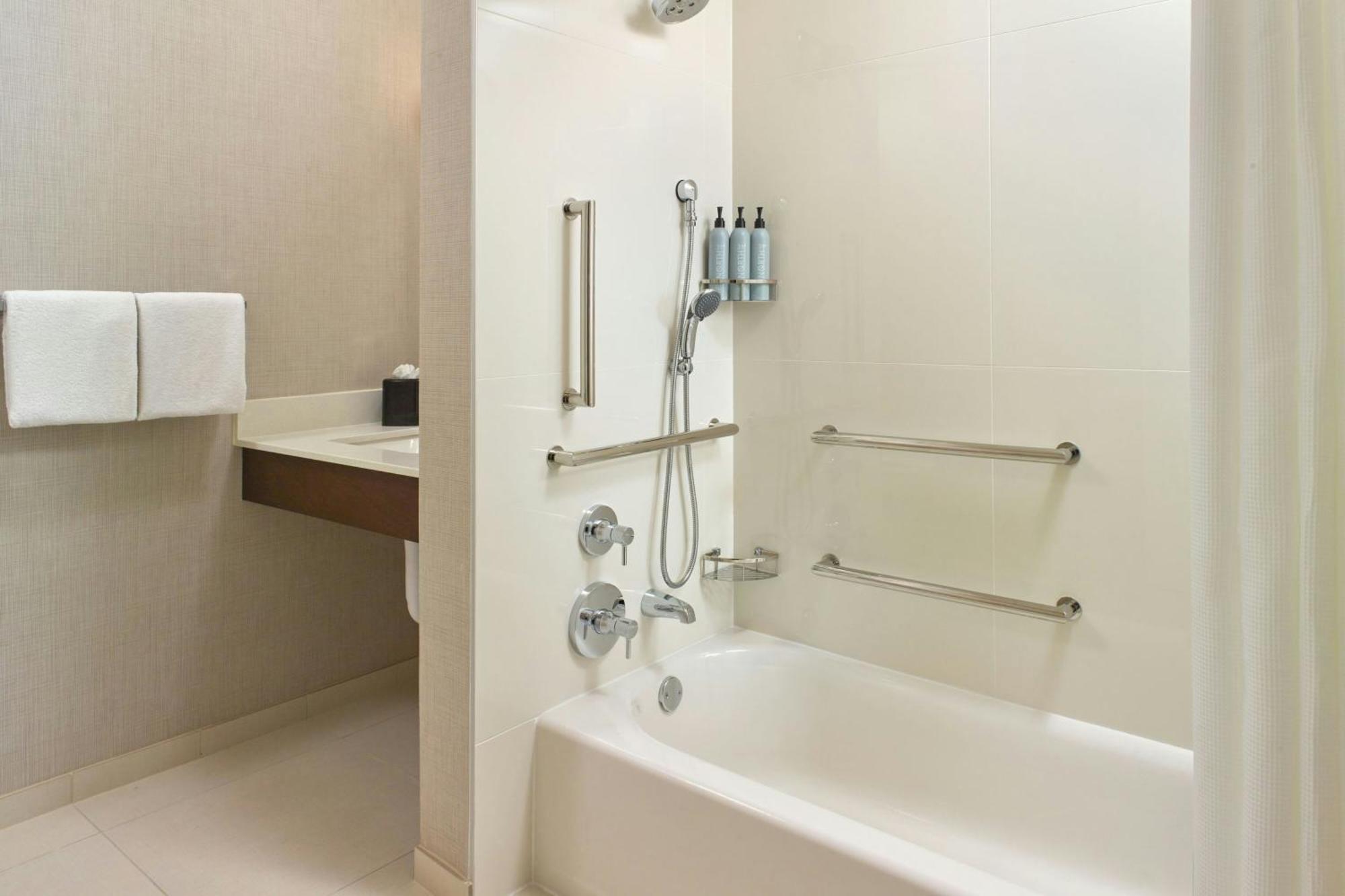 Residence Inn Long Island Hauppauge/Islandia Exterior photo